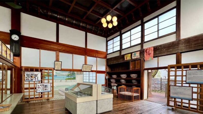 【スタジオジブリ】千と千尋の神隠し-江戸東京たてもの園・子宝湯(東京都)